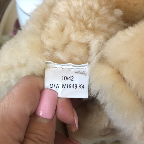 Born Shearling Lined Leather Lace-Up Boots - Picture 7 of 12